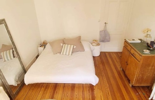 Maison-Royale Apartment | Lovely Sun-kissed Apartment by the Lake