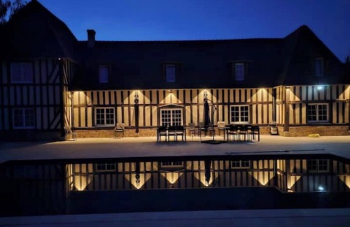La Barre-en-Ouche House | Lovely Traditional Manor new 2025 Pool (Group Up to 26x)