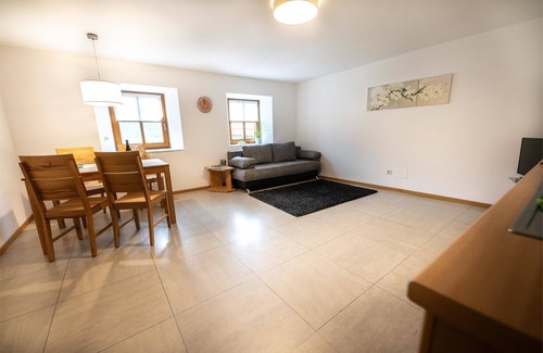 Silandro Apartment | Lovely vacation apartment for active people and those seeking peace and quiet in Silandro/Schlanders.