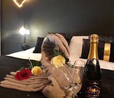 Verton House | LOVER'S ROOM OR