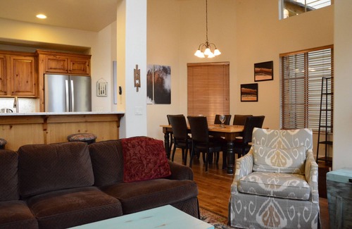 Ketchum Condo | Lovin' Life. Near all the Fun Stuff! Now with A/C!