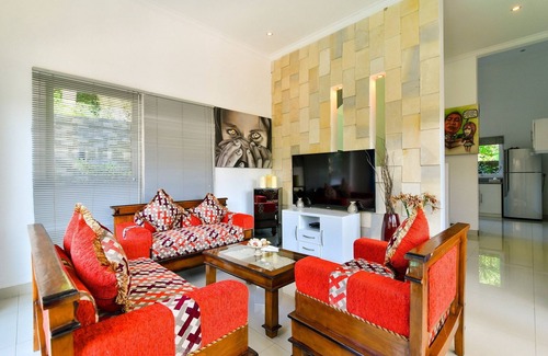 Kaliasem Villa | Lovina Poolvilla, Private Butler, Free Breakfast!