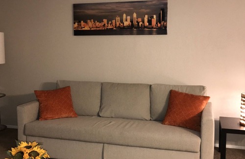 Las Colinas Condo | Loving condo between DFW and Love field airports