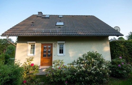 Oybin House | Lovingly furnished, cozy cottage in country style.