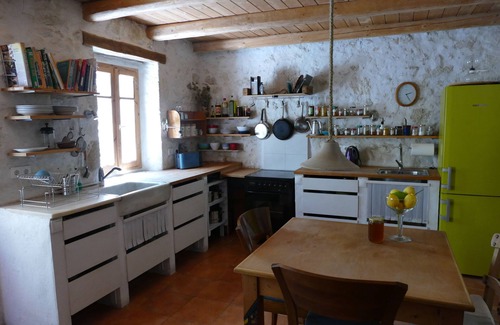 Vlachiana House | Lovingly restored and spacious natural stone house with pleasant summer coolness