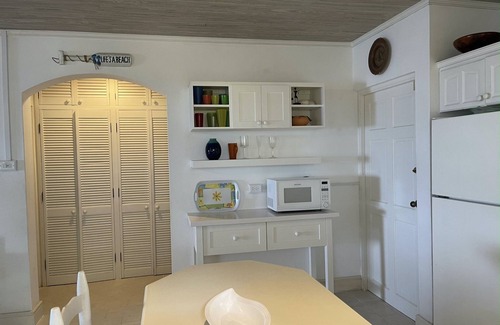 Hastings Apartment | Lower Beachgate - On the Beach.