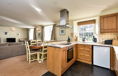 Slate Islands Cottage | Lower Cooperage - an apartment that sleeps up to 6 guests
