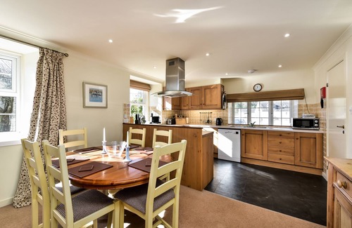 Slate Islands Cottage | Lower Cooperage - an apartment that sleeps up to 6 guests