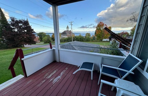 Bayfield Apartment | Lower Flat @ Steeple Hill Flats, Bayfield