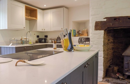 Tirabad Cottage | Lower Goytre Farmhouse