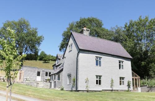 Hopton Castle House | Lower Hodre