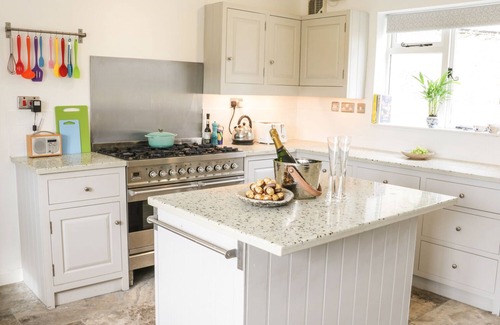Hopton Castle Cottage | Lower Hodre