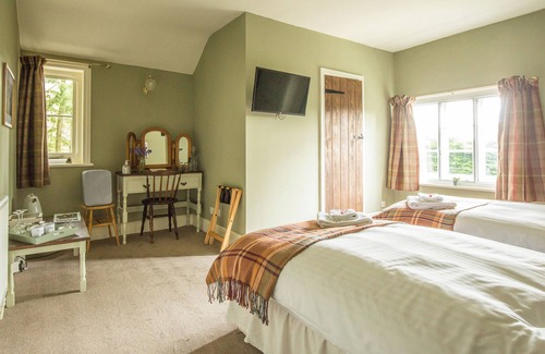Adforton Bed & Breakfast | Lower House B&B