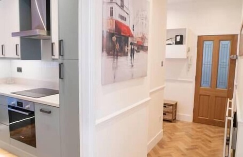 St. Mary's Park Apartment | LS2G Short Term Rental Properties in Battersea SW11