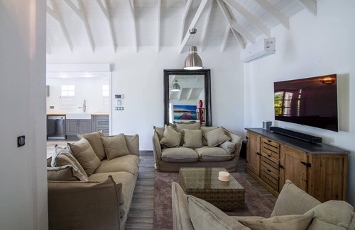 Les Terres Basses House | Luxury Cottage, private pool, absolute calm, 5 min from the beach