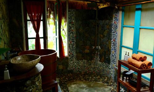 Pu Long Nature Reserve Cabin | Lua Pu Luong