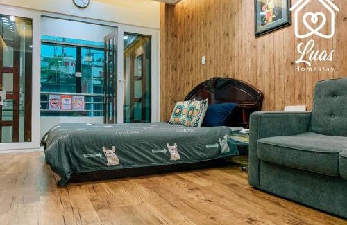 Chinatown House | Luas Cosy Home - The Cosy Chinatown Hideaway