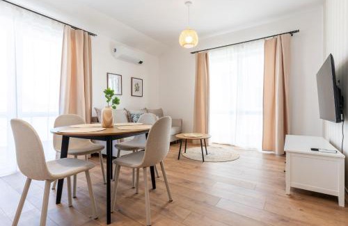 Lubawa Apartment | LUBAVA apartment z garażem podziemnym i klimatyzacją, Netflix, TV55', winda
