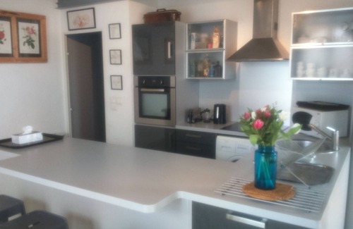 Chateauneuf-de-Gadagne Apartment | Luberon, Avignon, Isle sur la Sorgue
