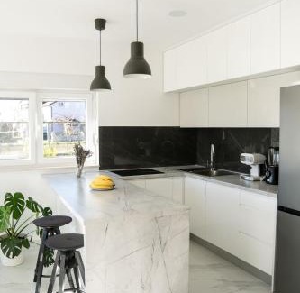 Zavala Apartment | Lucas apartment