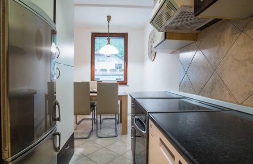 Luce Apartment | Luce Hilltop Cozy Apartment - Two Bedroom Apartment