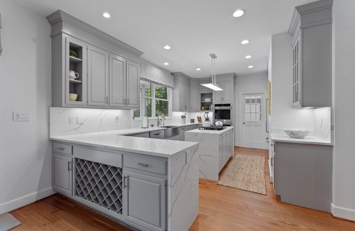 Weems House | Lucky Dog River House - Luxury 4 Bedroom/4.5 Bath - Guest Suite, Pool & Dock