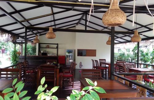 Bai Lan House | Lucky Gecko Garden