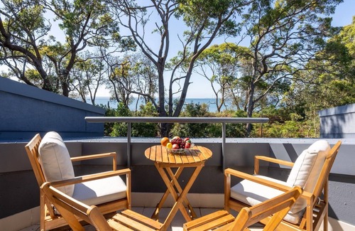 Callala Bay House | Lucy's at the Bay - pet friendly retreat