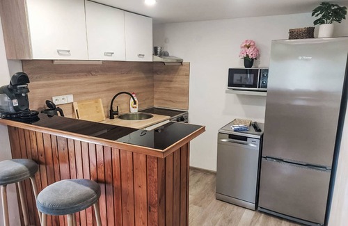 Kvasiny House | Ludek (KNY110) by Interhome