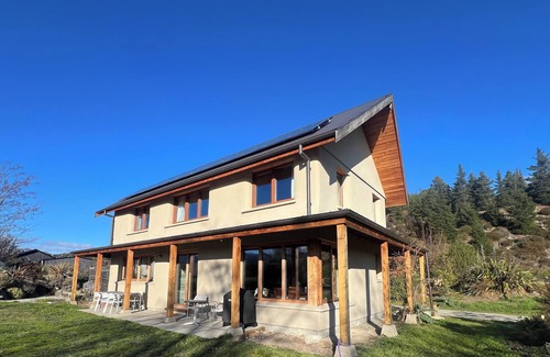 Luggate House | Luggate Eco Lodge| Passive House Wanaka