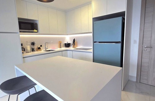 Kennedy House | Lujo, Confort with fitness room, WiFi in lovely Guayaquil