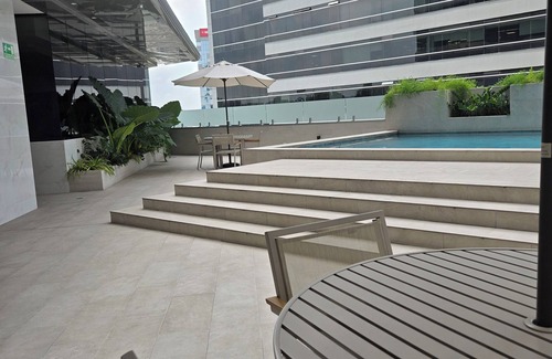 Kennedy House | Lujo, Confort with fitness room, WiFi in lovely Guayaquil