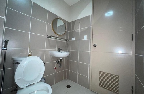 New Manila Apartment | Luke's Place In Quezon City