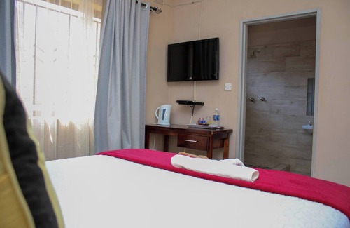 Victoria Falls Bed & Breakfast | Lulu Guest Lodge, Low-Density Suburbs, Victoria Falls
