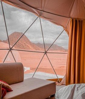Wadi Rum Bed & Breakfast | Lulua luxury camp