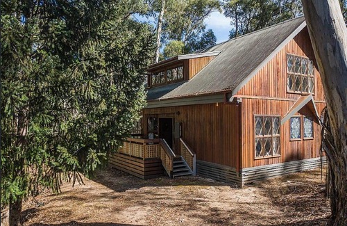 Sawmill Settlement House | Lumi Talo