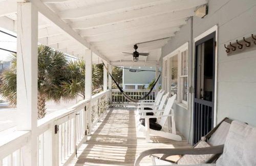 South End House | Lumina Cottage- 6 Bedrooms kid & dog friendly
