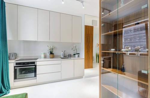 Mirow Apartment | Lumina lux apart near Uprising Museum