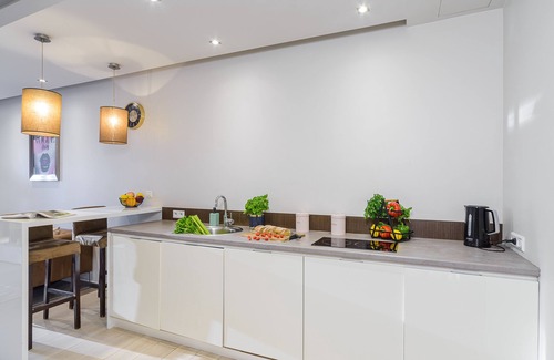 Mirow Apartment | Lumina platinium Tower Apartments