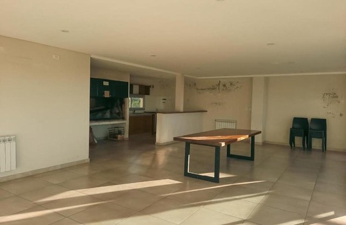 Saladillo Apartment | Luminoso y Aireado con Piscina
