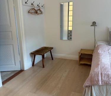 Herning Bed & Breakfast | Lund gamle skole