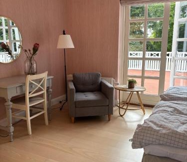 Herning Bed & Breakfast | Lund gamle skole