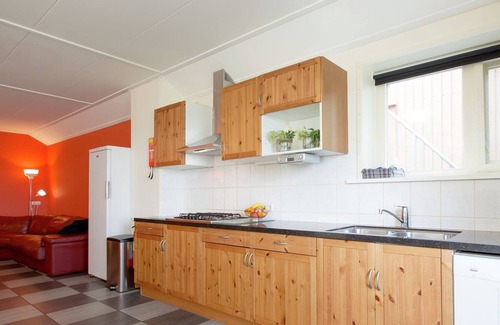 Sint Annaparochie Other | Lush Farmhouse in St. Annaparochie with Infrared Sauna