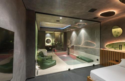 Agua Branca Apartment | Lush Motel Lapa