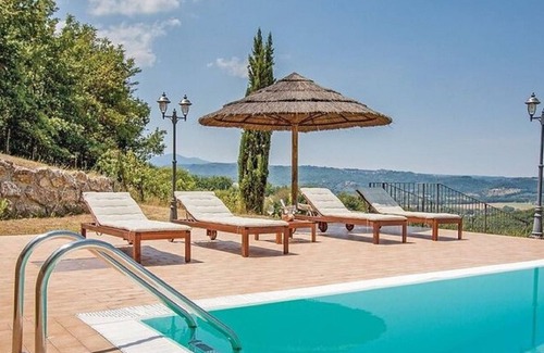 Giove Villa | Lush villa in Umbria with private pool