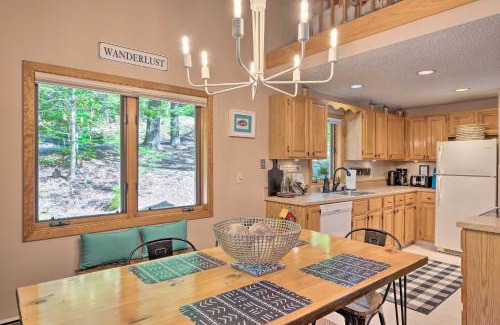 North Conway House | Lush, Woodsy Cabin Less Than 2 Mi to Cranmore Resort!