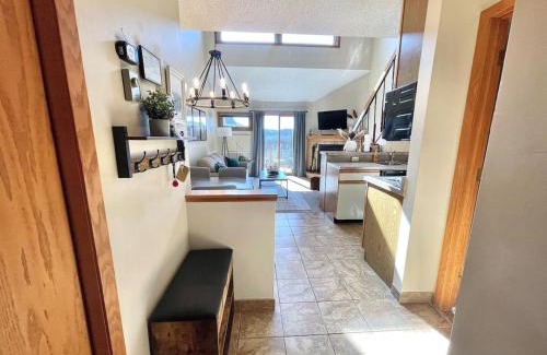 Lutsen House | Lutsen Mtn Condo, Ski in Ski out, Pool, Hot Tub, Fitness
