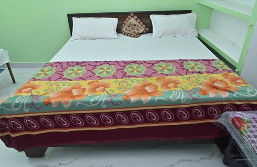 Faizabad House | Luv kush homestay. All temples are near visit in only 10 minutes. Free Breakft