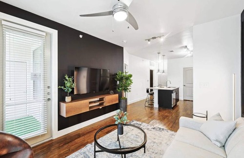 Frisco Apartment | Lux 1B w Pool Near Toyota HQ, The Star, Legacy Wes