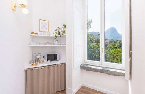 Meta Bed & Breakfast | Lux Aurea
